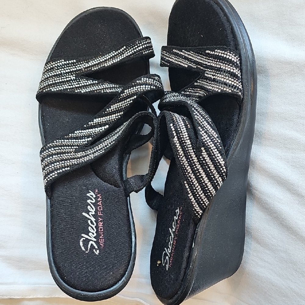Skechers Women's Black and Silver Strappy Sandals